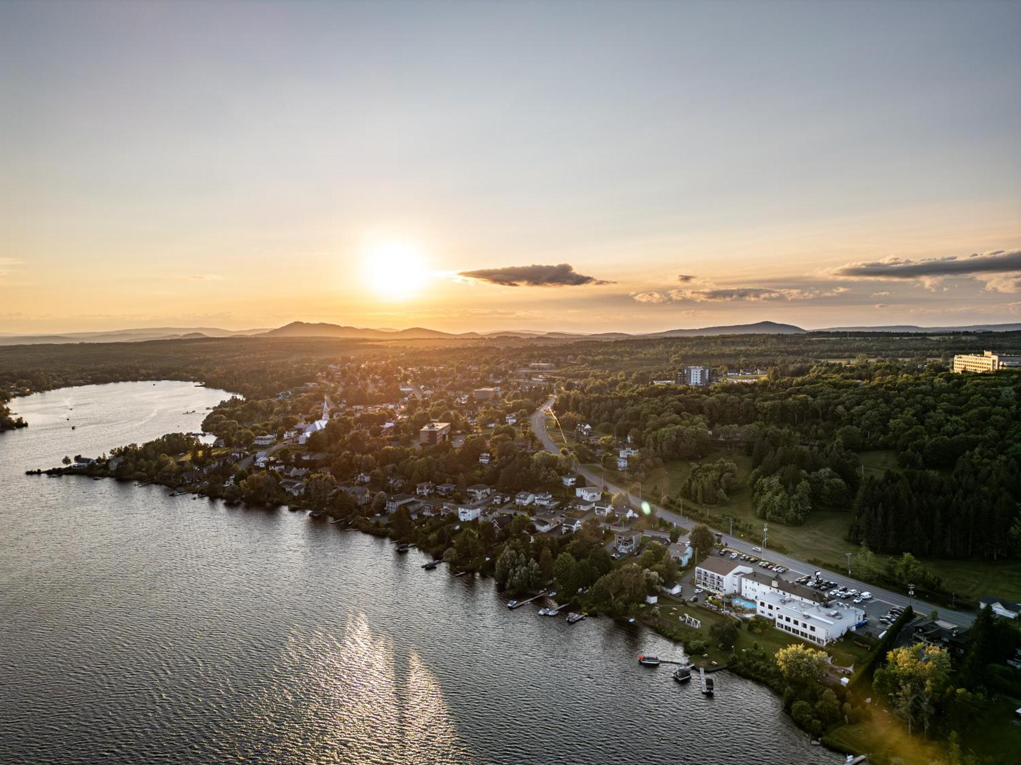 Manoir Lac-Etchemin Exteriér fotografie